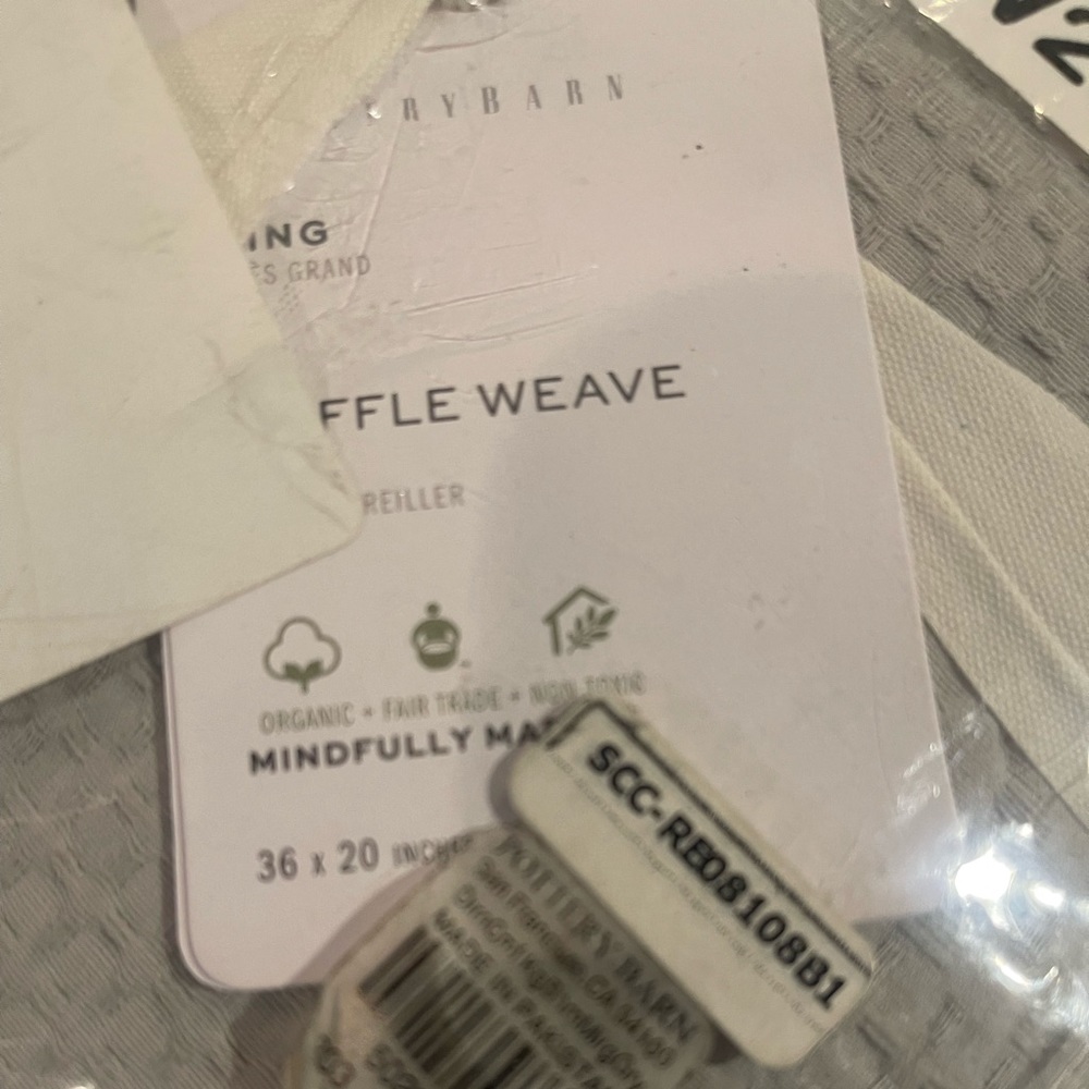 BNIB Pottery barn waffle weave king sham 36 x 20